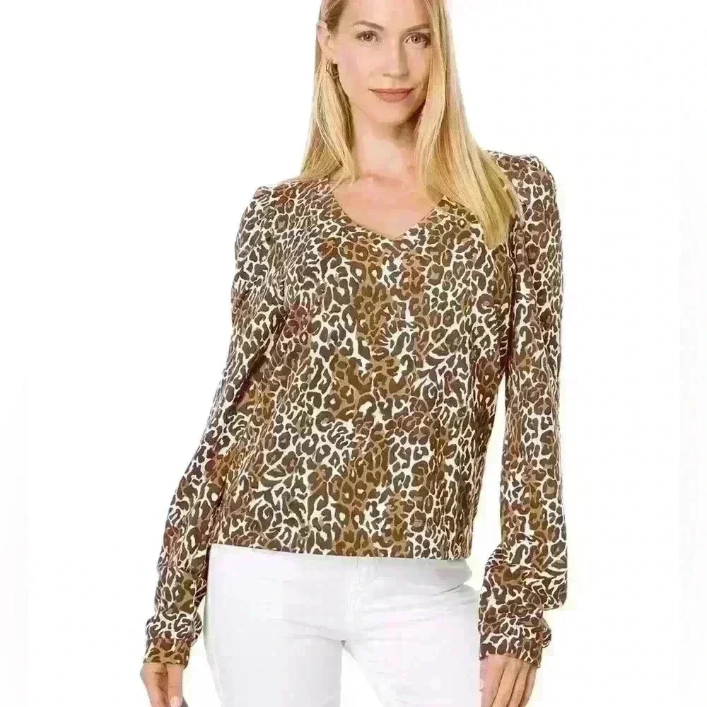 🆕NWT-Lily Pulitzer Jansen V-Neckline
Shirt in Chocolate My Favorite Spot XS